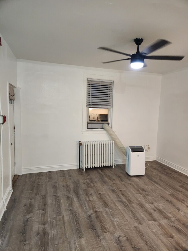 Building Photo - 4531 Springfield Ave