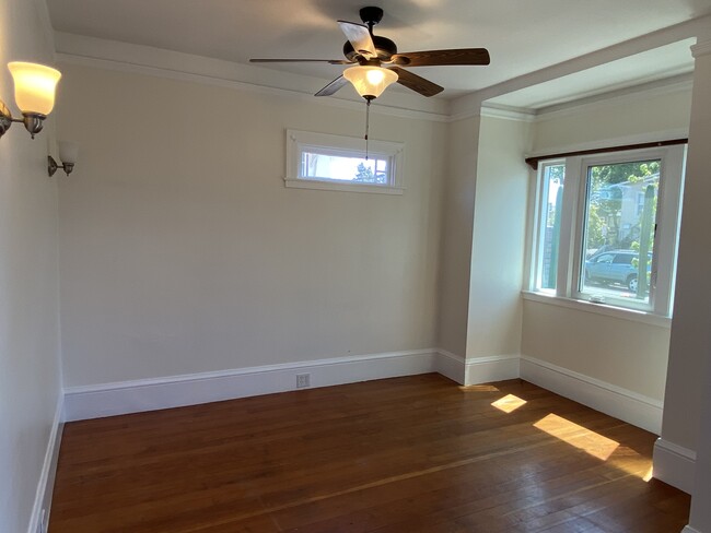 Building Photo - 947 Channing Way