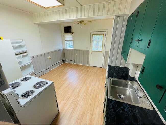 Foto del edificio - 234 E 6th St