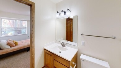 Building Photo - Sauk Creek Apartments