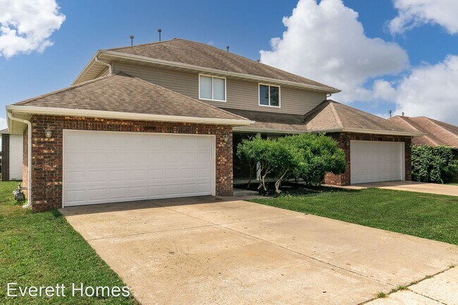 Building Photo - 3 br, 2.5 bath House - 3708 W Brook Ct