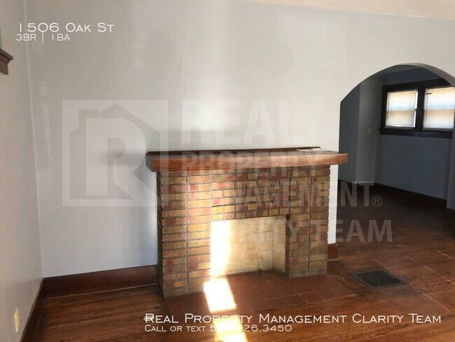 Building Photo - Beautiful 3 bed/1 bath Home in East Toledo