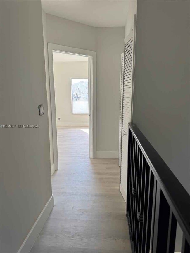 Foto del edificio - 5736 Tyler St