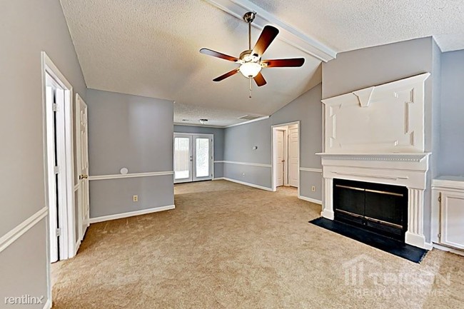 Building Photo - 129 Botany Dr