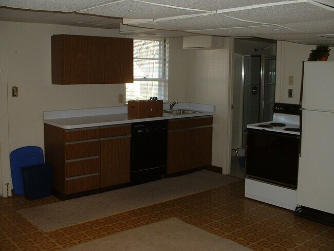 Building Photo - 1612 Farragut Ave