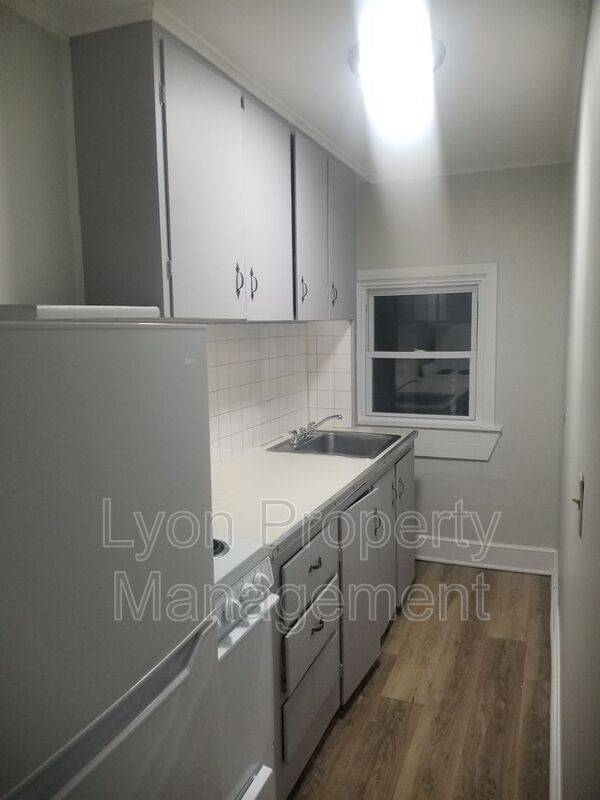 Foto del edificio - 234 Covel St