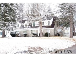 Foto principal - 9797 River Rd