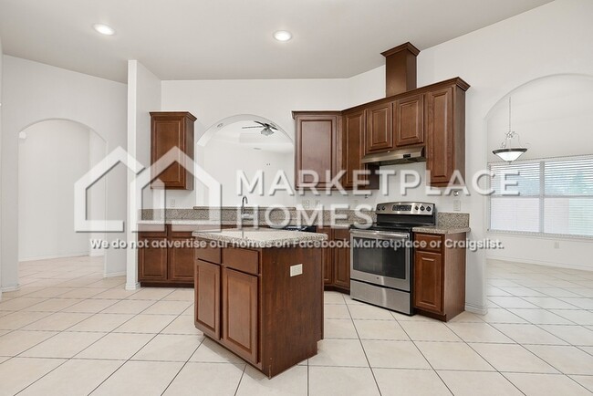 Building Photo - 3531 Heritage Cir
