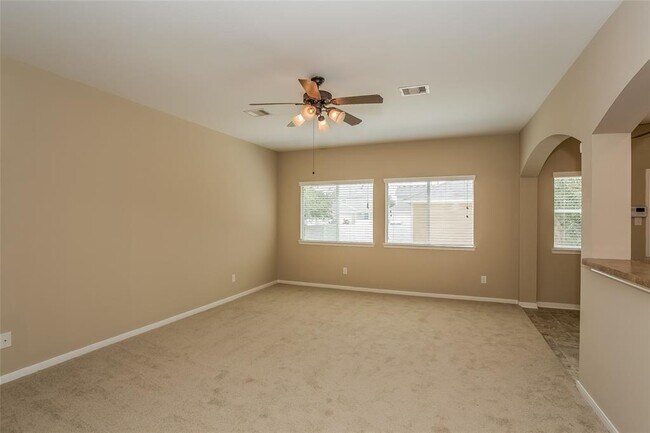 Foto del edificio - 11823 Princess Garden Way