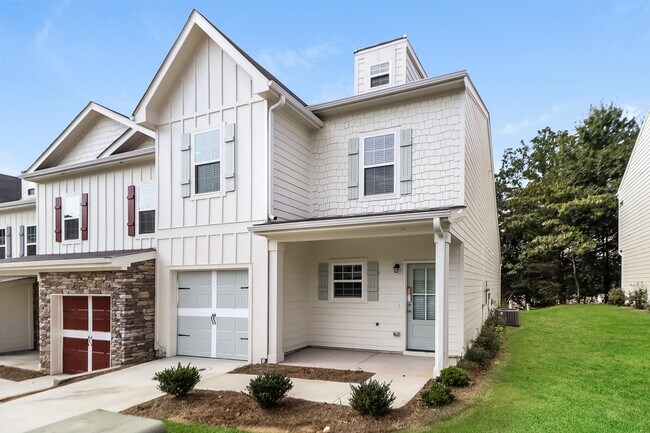 Building Photo - 228 Riley Cir