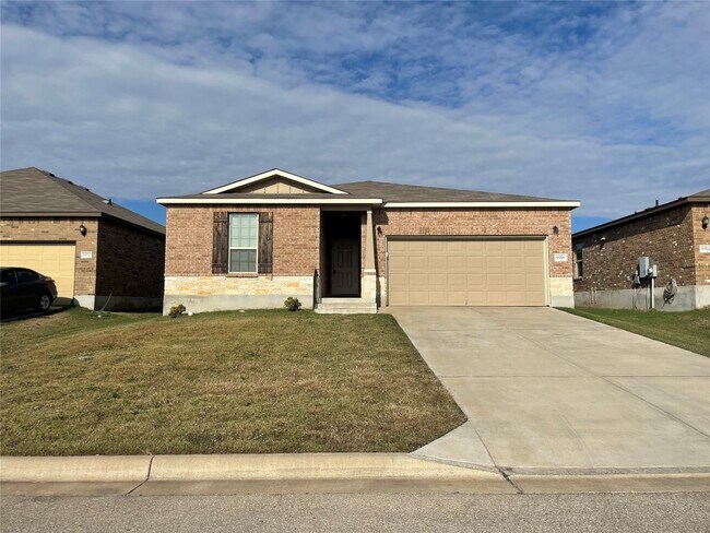 Building Photo - 8918 Night View Dr