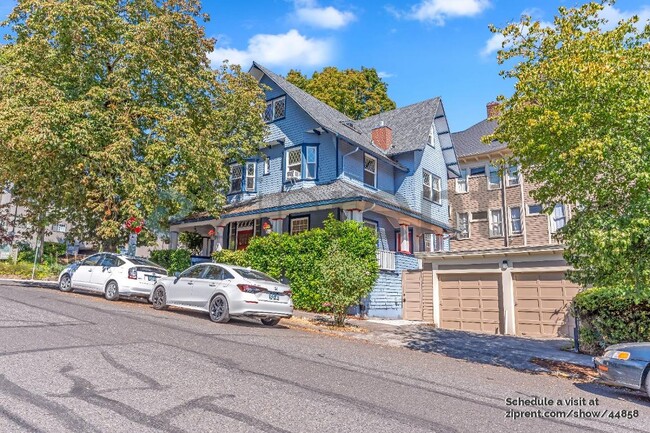 Foto del edificio - 2391 NW Irving St