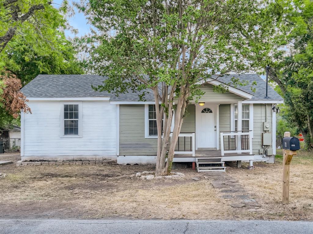 721 E Pine St, Seguin, TX 78155 House Rental in Seguin, TX