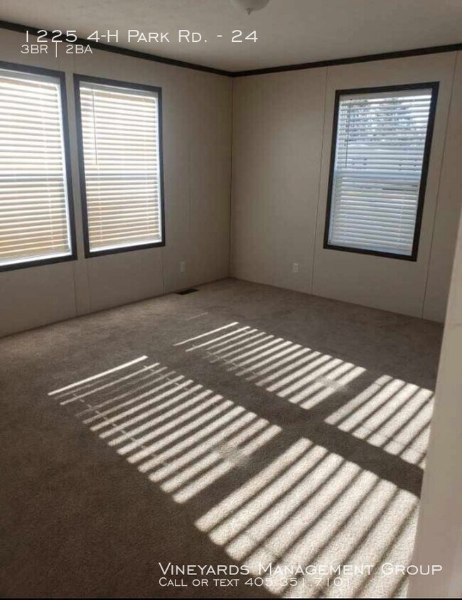 Building Photo - Move in ready 3 bedroom 2 bathroom