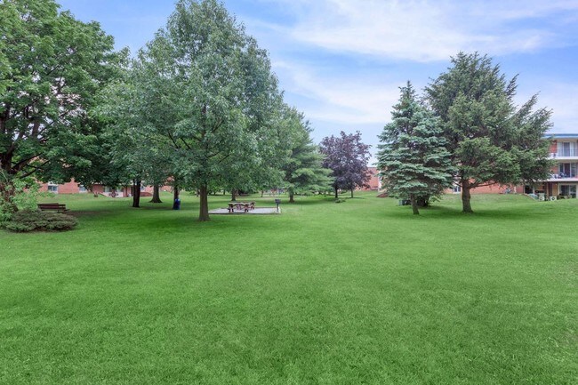 Foto del edificio - North Pointe Apartments