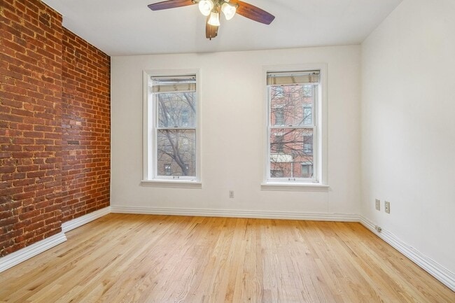 Building Photo - 815 Willow Ave