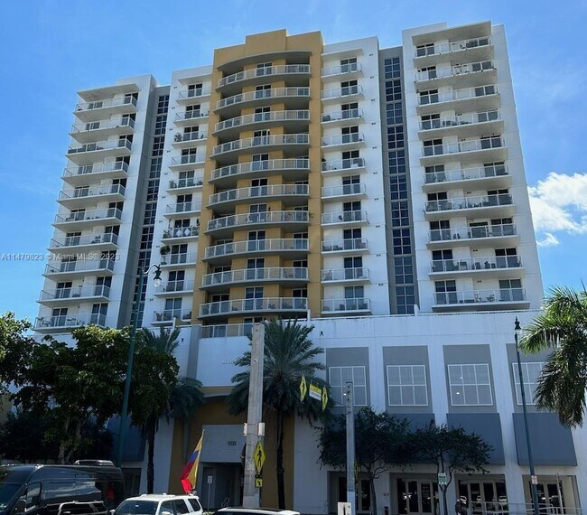 Building Photo - 900 SW 8th St