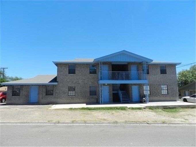 801 Okane St, Laredo, TX 78040 Apartments in Laredo, TX