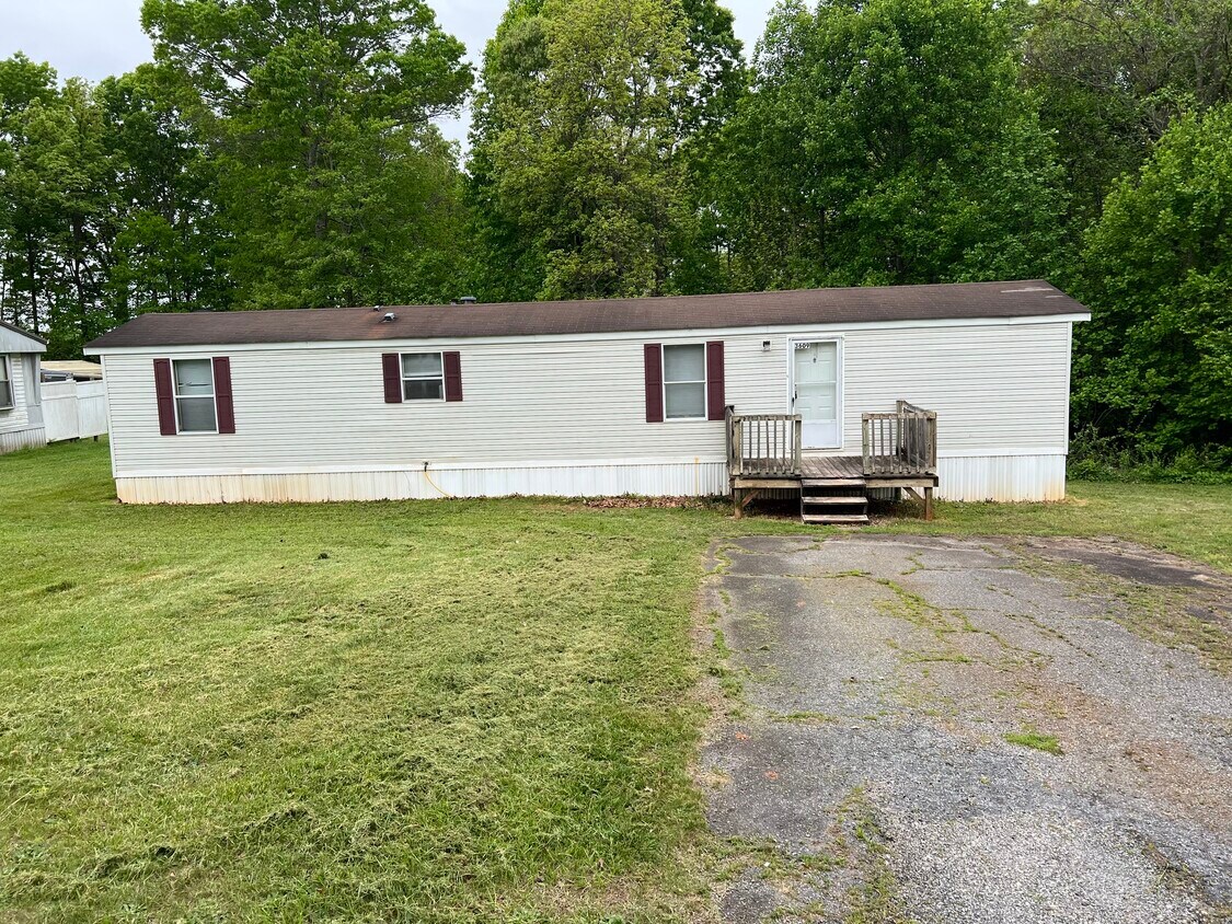 Primary Photo - 3609 Davie St