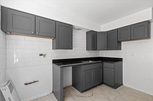 Foto del edificio - 6705 N California Ave