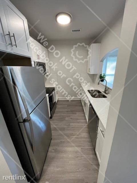 Foto del edificio - 3 br, 2 bath House - 885 Wood St NW