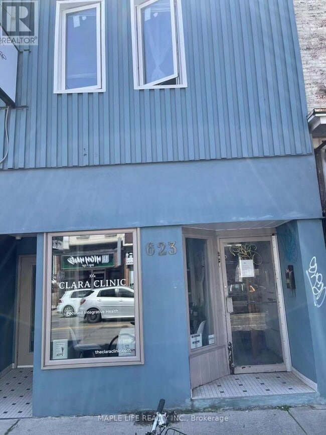 Building Photo - 623 Gerrard St E