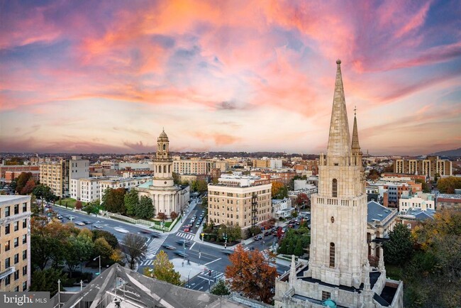 Foto del edificio - 1630 Columbia Rd NW