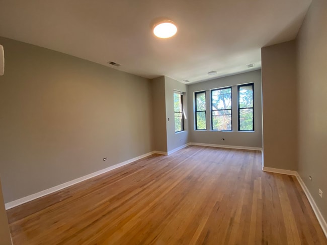 Building Photo - 1745 W Wallen Ave