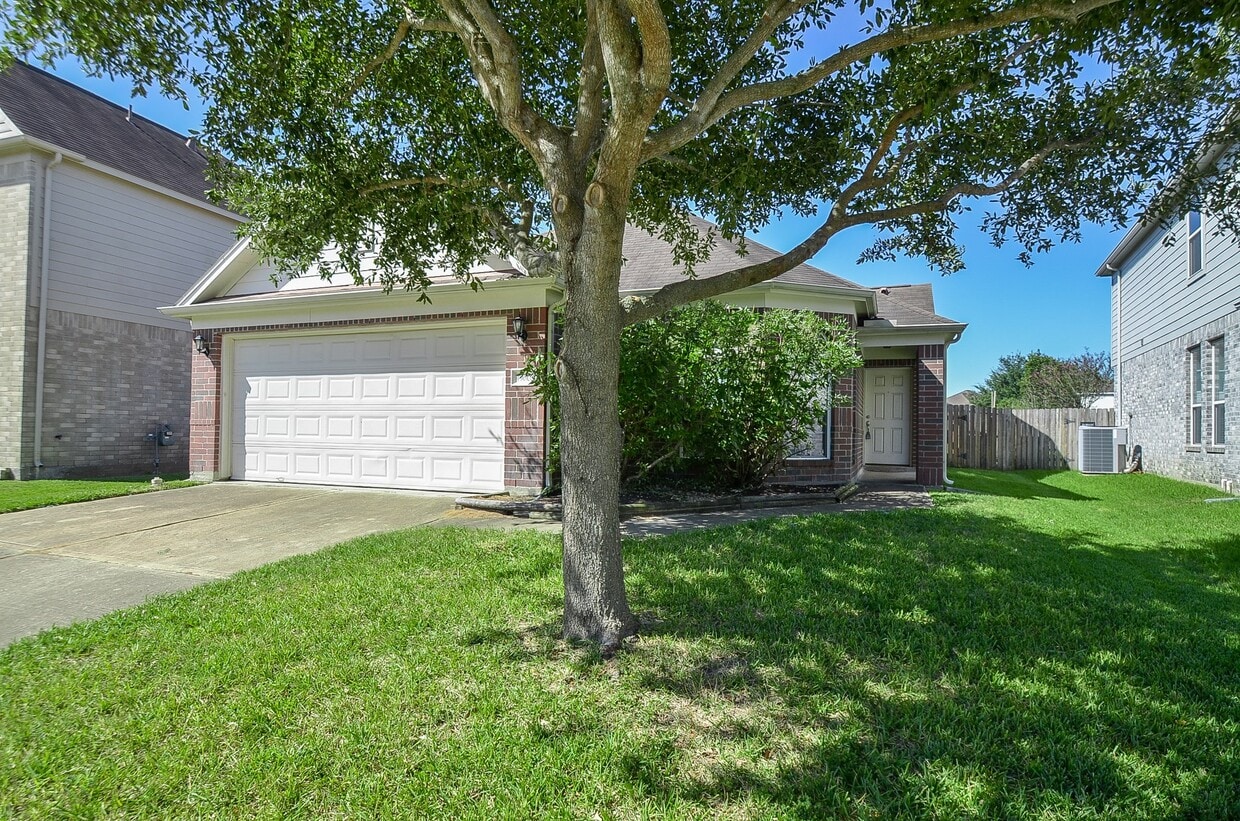 Foto principal - 19603 Hancock Oak St