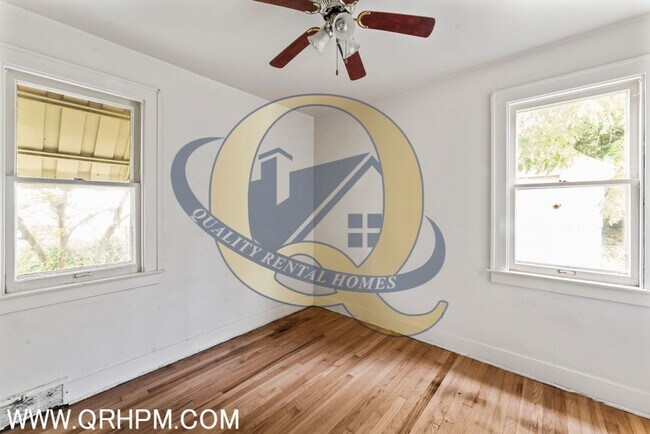 Foto del edificio - Available Now!