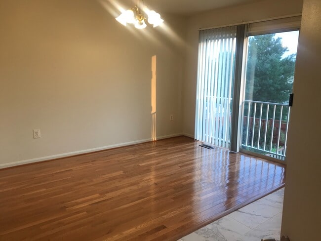 Building Photo - 14330 Kimono Cir