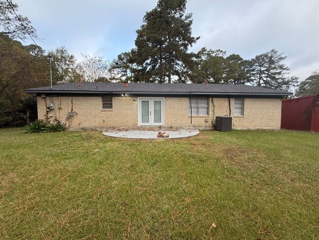 Foto del edificio - 1821 S Brookwood Dr