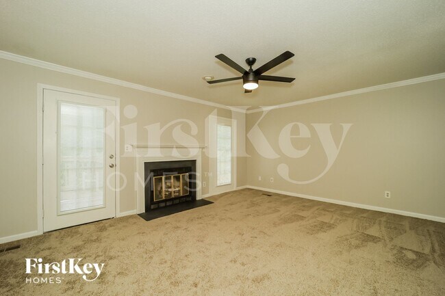 Foto del edificio - 1303 Wakefield Pl
