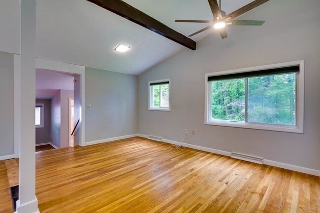 Building Photo - 54 Blackmer Rd