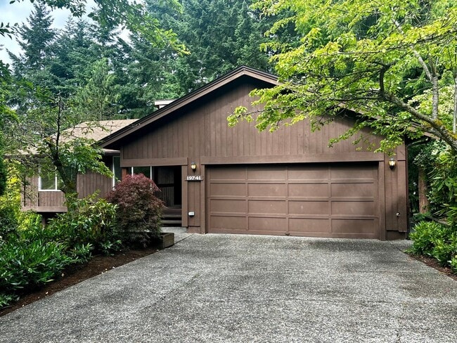 Amazing Lake Forest Park Home - Amazing Lake Forest Park Home
