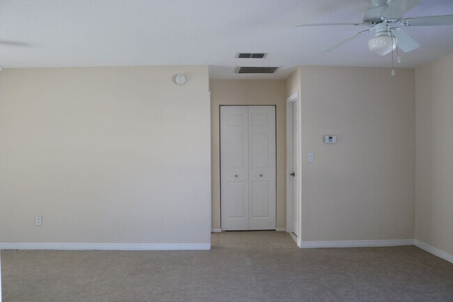 Photo - 17362-17364 E Carnegie Cir Apartment