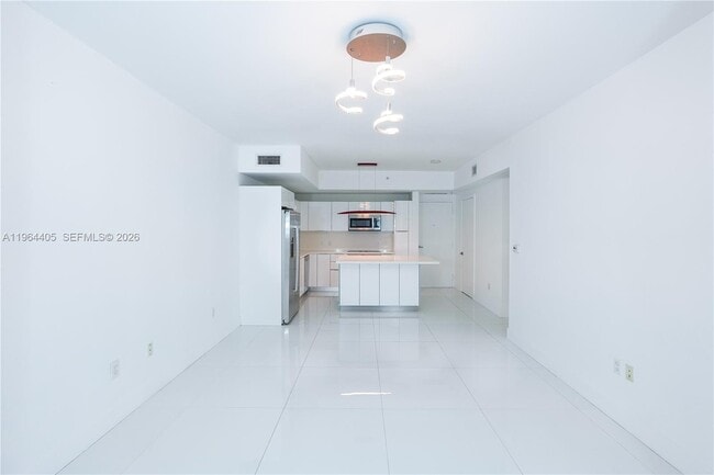 Photo - 1010 SW 2nd Ave (Miami, FL) Apartment