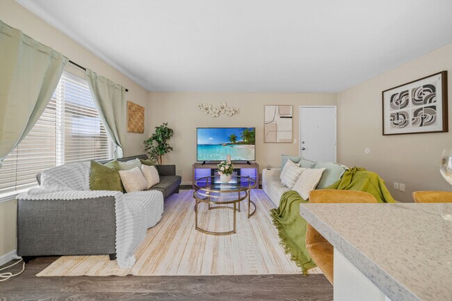 Foto del edificio - 9504 Carroll Canyon Rd