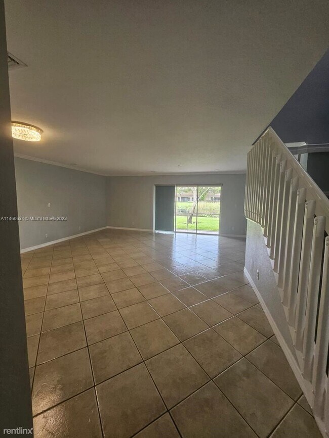 Foto del edificio - 3 br, 2.5 bath House - 4847 Pinemore Ln # 0