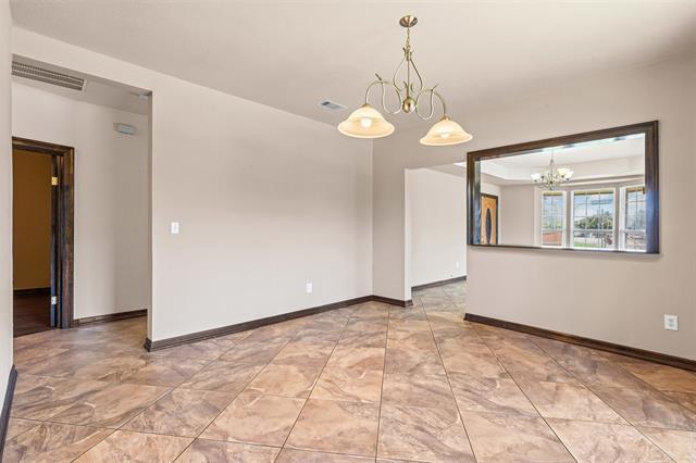 Foto del edificio - 322 W Willingham St