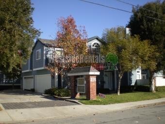 Foto principal - 216 16th Pl