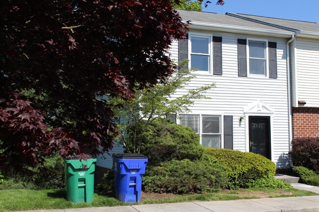 Side view of Townhome. - 2501 Ridge Rd