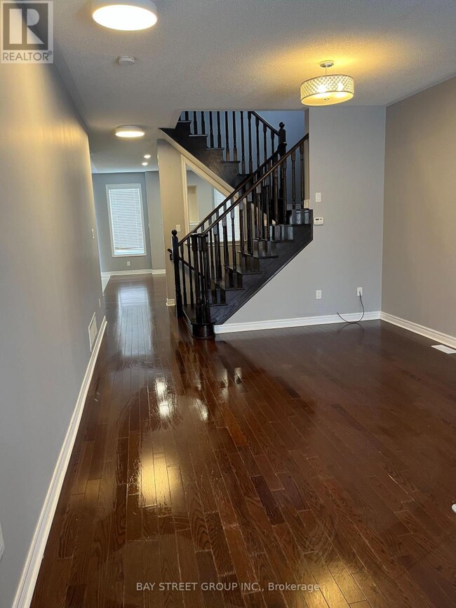 Building Photo - 79 Acer Crescent