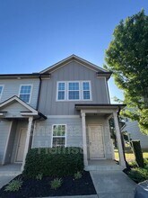 Building Photo - 301 Joiner Cir