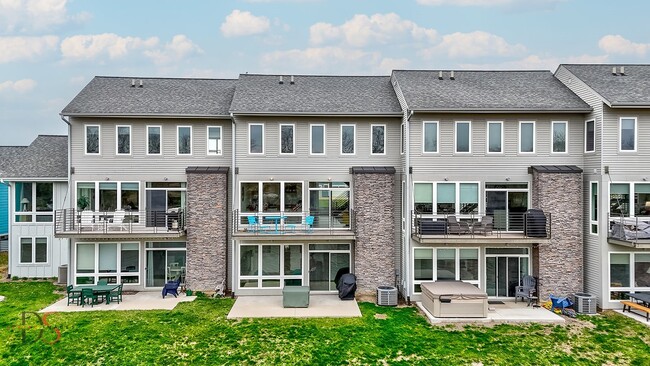 Foto del edificio - 43 Windward Way
