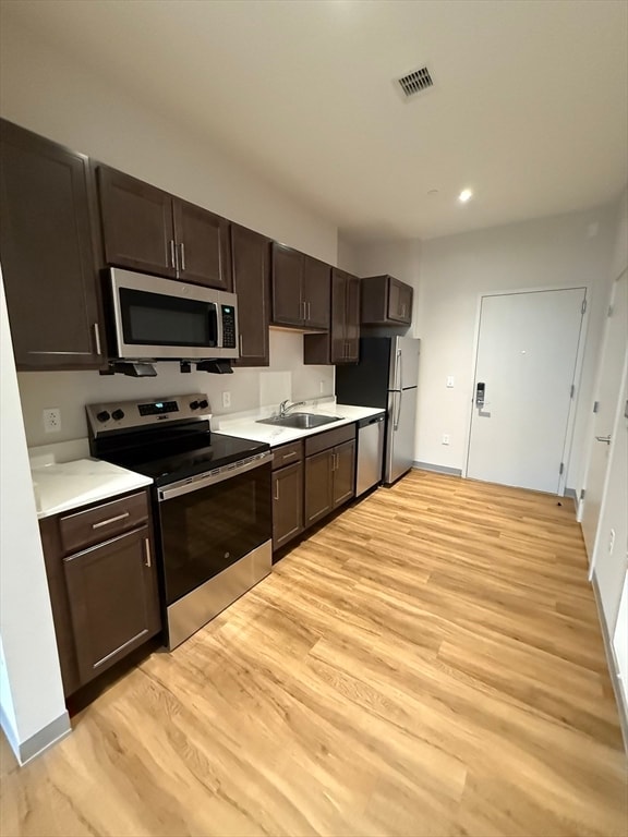 Foto del edificio - 1170 Tremont St