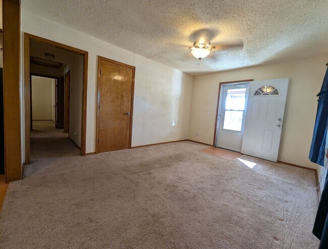 Foto del edificio - 101 E Lockheed Dr