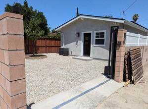 Building Photo - 23730 Hartland St