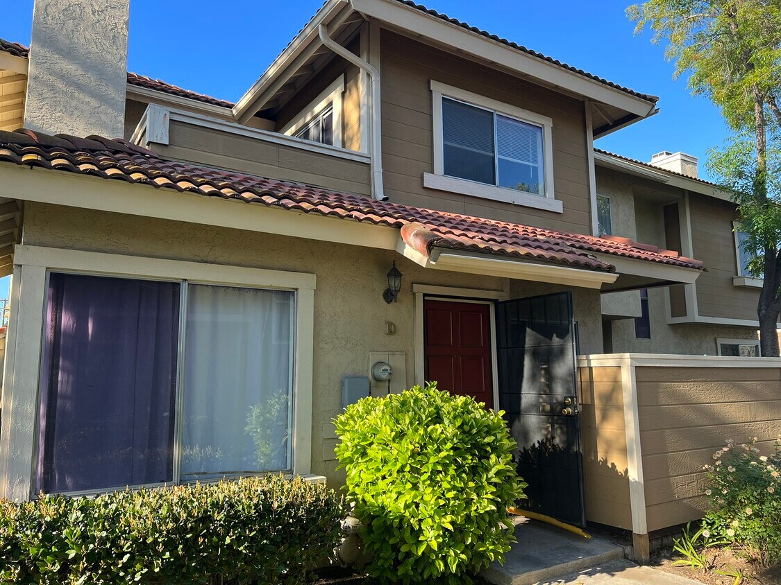 Primary Photo - 10719 Holly Meadows Dr