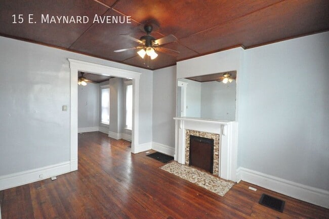 Foto del edificio - 15 E Maynard Ave
